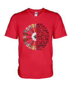 A Never Ending Hope For Peace Guitar Hippie Design Limited Edition Guys V-Neck